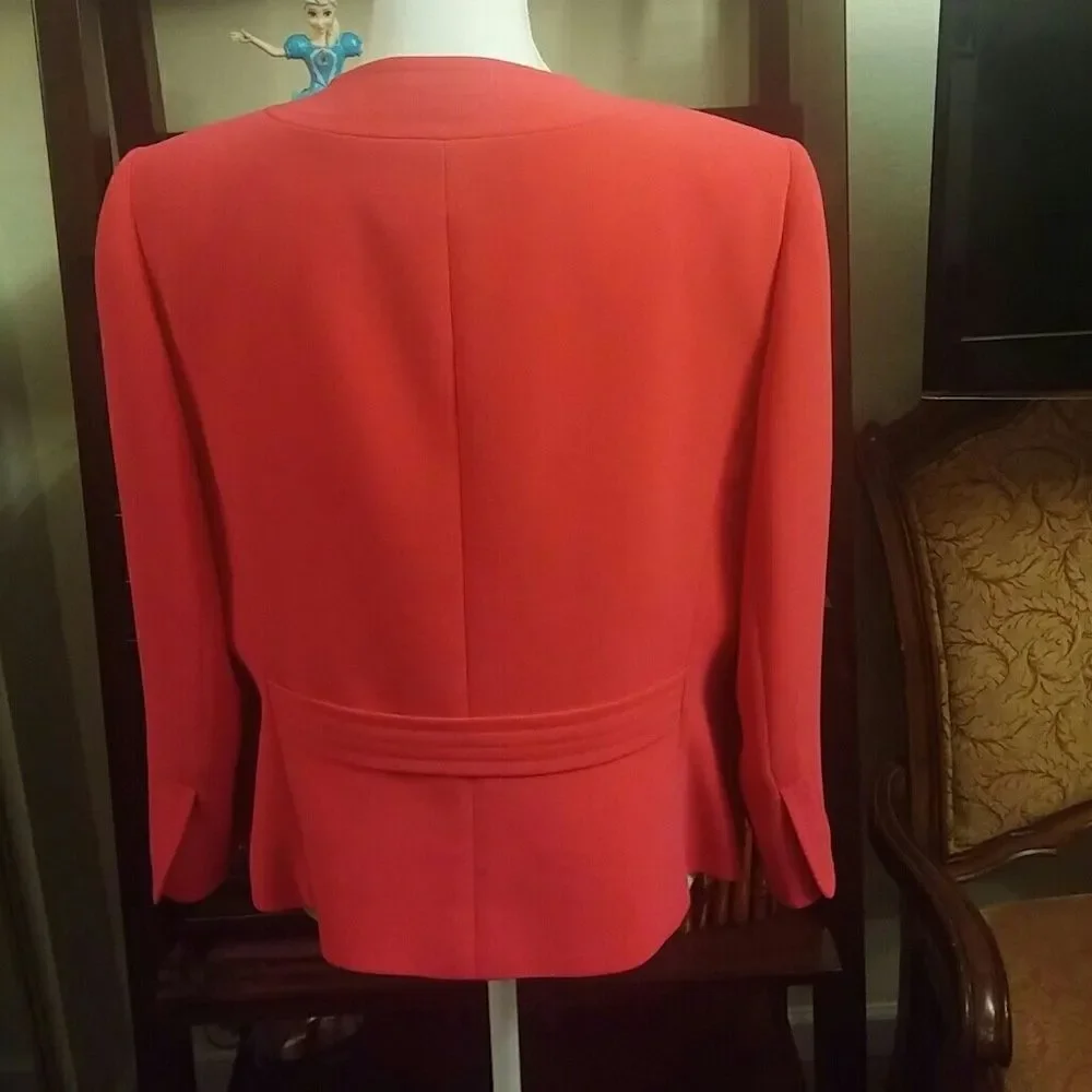 Tahari Arthur S Levine Pink Blazer